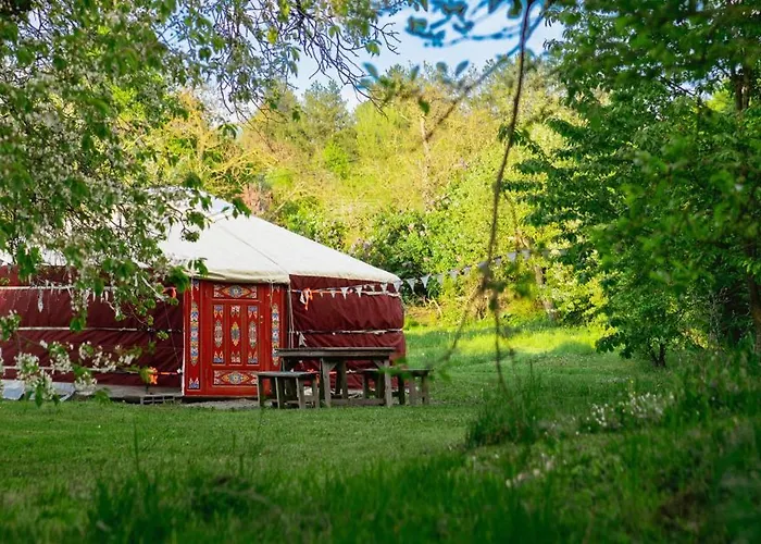 Moonyurt Lodge Gannat